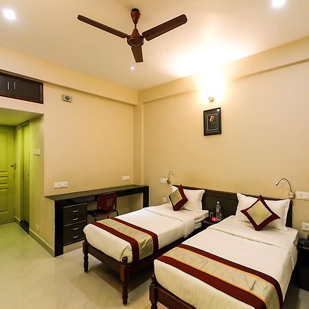 Hotel Oyo Flagship 12665 Chrompet Chennai Zewnętrze zdjęcie