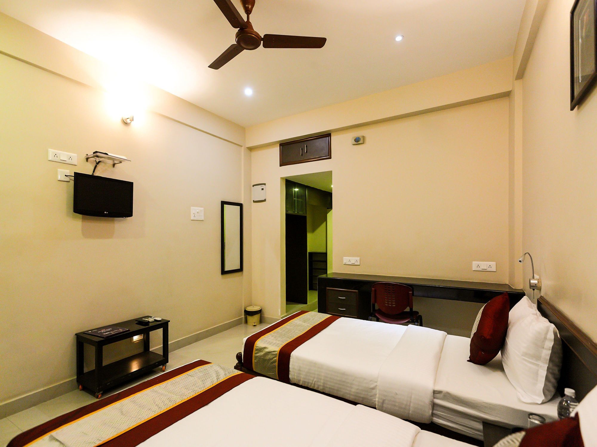 Hotel Oyo Flagship 12665 Chrompet Chennai Zewnętrze zdjęcie